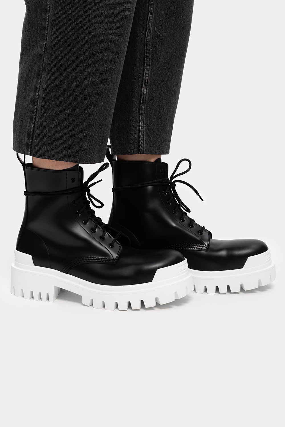 BALENCIAGA STRIKE BOOTS 41 Kanye West